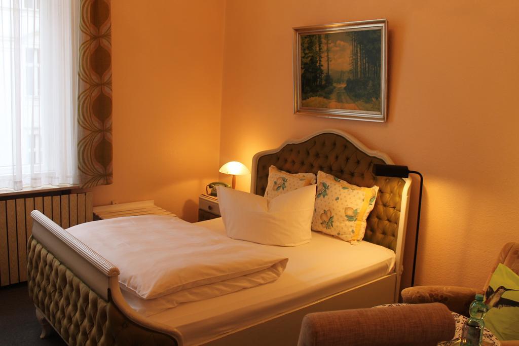 Hotel Pension Columbus Am Kurfurstendamm Berlin Room photo